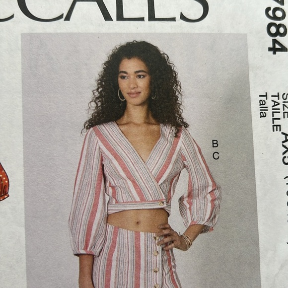 McCall Sewing Pattern - Top and Skirt M7984 - Picture 9 of 10